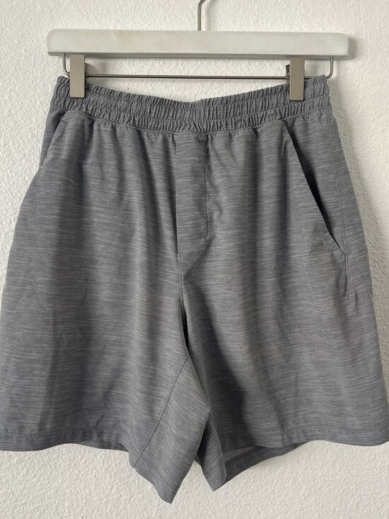lululemon athletica Other - Lululemon Mens Heather Gray 7" Pace Breaker Shorts M7AB0S Size Small
